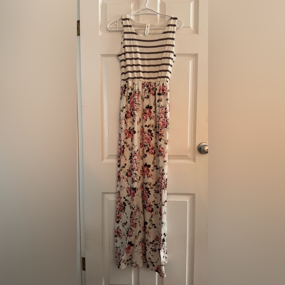 Vanilla Bay Cream/Brown Striped and floral maxi dress with pockets